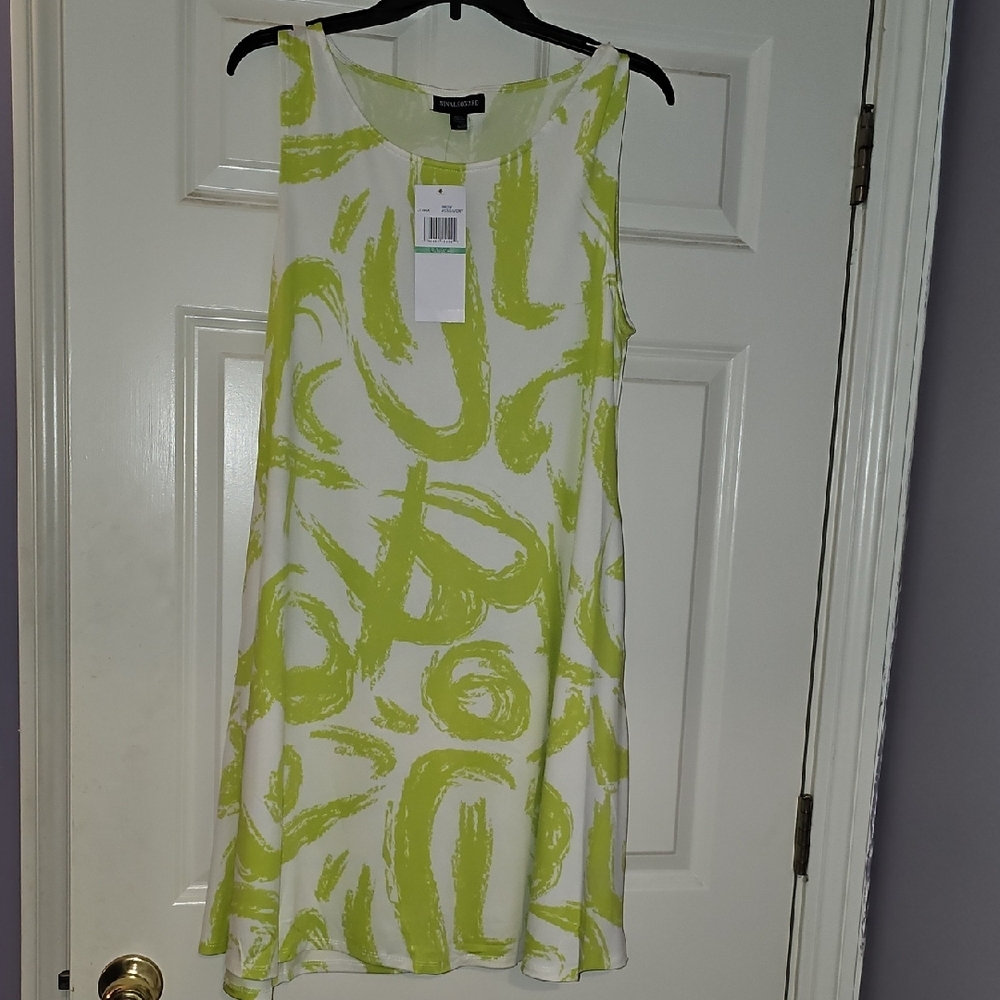 NWT Nina Leonard Stylish Green and White Dress